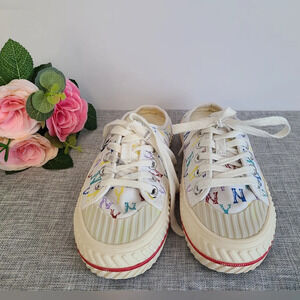 MLB Play Ball Shoes Woman’s Size 6.5 US, Mule‎ Monogram NY Yankees White